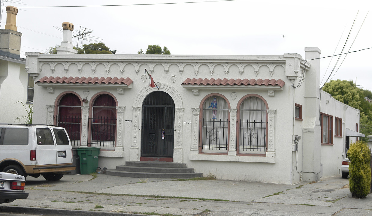 2772 Fruitvale Ave in Oakland, CA - Building Photo