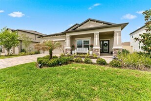 12451 Nouveau Ave in Spring Hill, FL - Building Photo