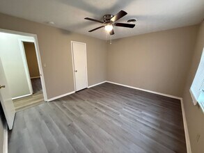 1605 Cedar Shoals Dr in Athens, GA - Building Photo - Building Photo