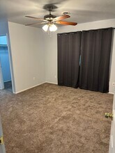 1229 Payne Ct in Yuba City, CA - Foto de edificio - Building Photo