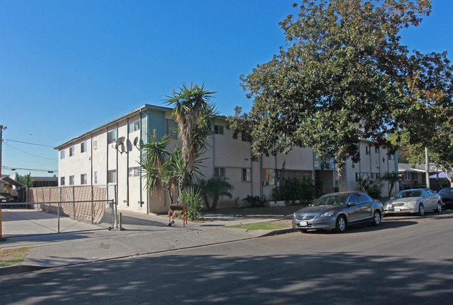 4136 Abner St in Los Angeles, CA - Building Photo - Building Photo