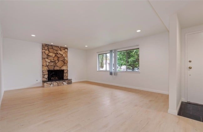 4011 New York Ave in Glendale, CA - Building Photo - Building Photo