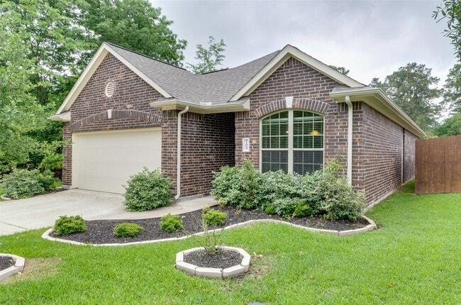 property at 11817 Mockingbird Ln