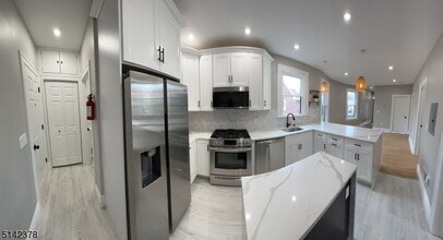 20 Parkview Ave in Belleville, NJ - Building Photo - Building Photo