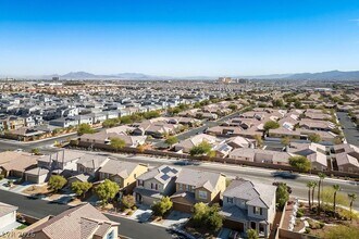 10360 Sipple St in Las Vegas, NV - Building Photo - Building Photo