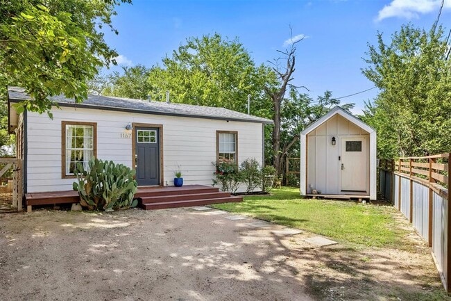 property at 1167 Ridgeway Dr