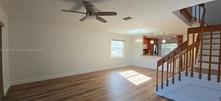 10548 NW 6th St in Pembroke Pines, FL - Building Photo - Building Photo