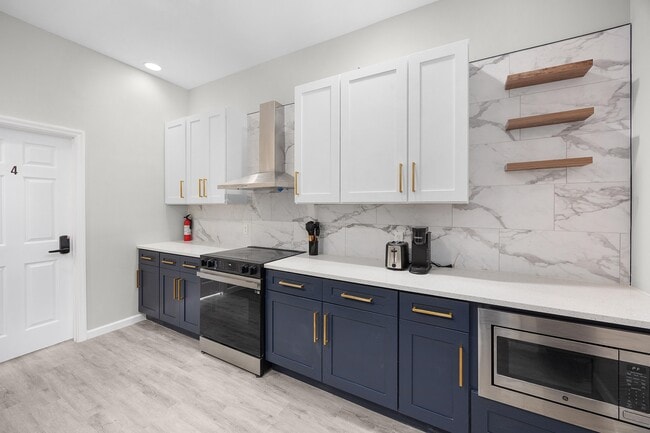 3300 NW 15th Ln in Cape Coral, FL - Building Photo - Building Photo