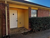 4740 Berridge Ln in Dallas, TX - Building Photo - Building Photo