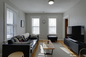 448 View St, Unit Unit 1 in St. Paul, MN - Building Photo - Building Photo
