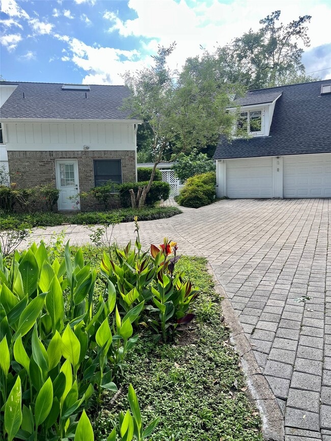 6519 Allentown Dr