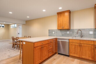 2009 Davison Ave, Unit Basement Studio in Richland, WA - Foto de edificio - Building Photo