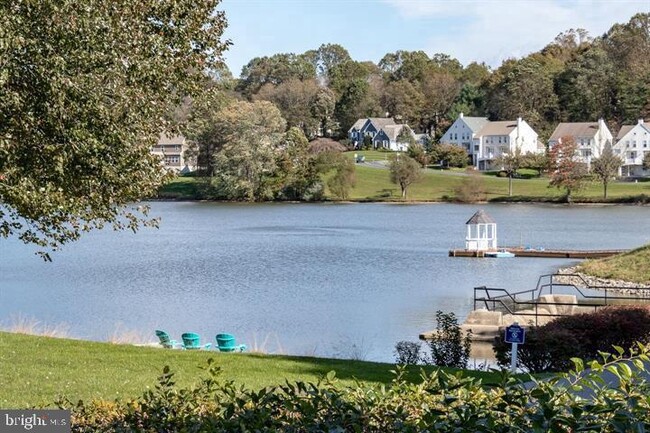 property at 233 Chaingate Cir