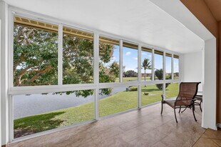 129 Piedmont C in Delray Beach, FL - Building Photo