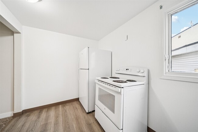 property at 1303 W 23rd Ave