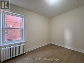 321 Hunter St E in Hamilton, ON - Building Photo - Building Photo