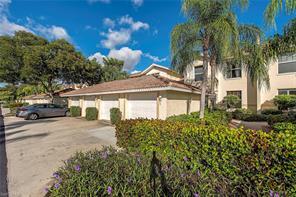 1310 Charleston Square Dr-Unit -1-101 in Naples, FL - Building Photo