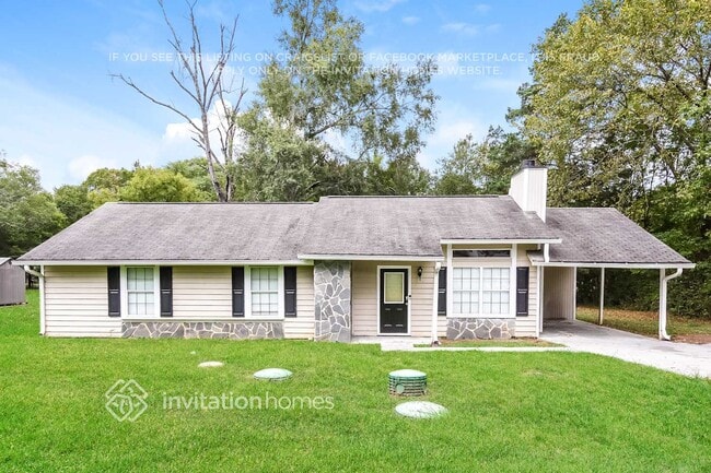 property at 213 Hamilton Xing Rd NW