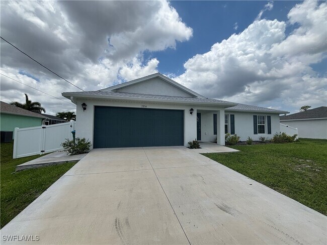 3214 NE 14th Pl
