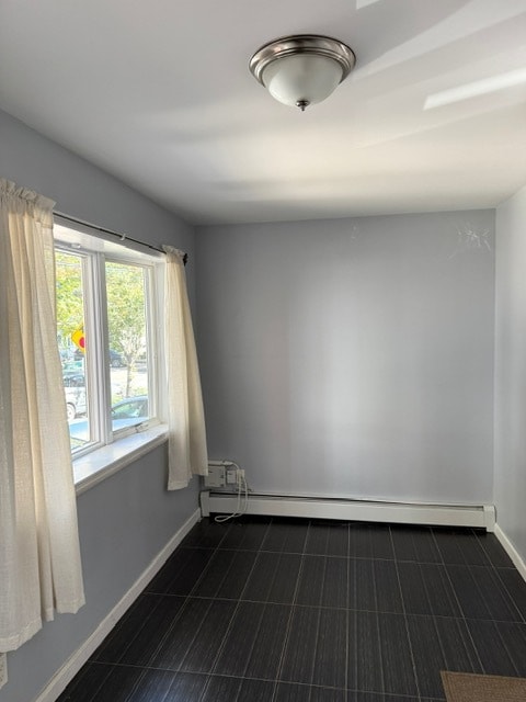 6132 Booth St in Rego Park, NY - Building Photo - Building Photo