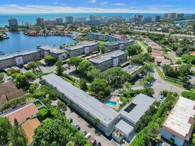 207 Tropic Isle Dr in Delray Beach, FL - Building Photo