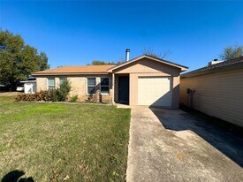 11118 Freedom Way in Fort Worth, TX - Building Photo