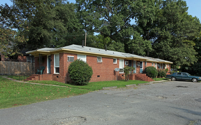 Berryhill in Charlotte, NC - Building Photo - Building Photo