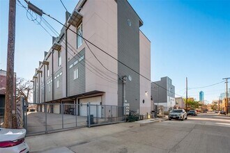 1815 Browder St in Dallas, TX - Building Photo - Building Photo