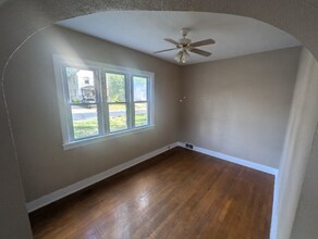 410 W 23rd St in Lorain, OH - Foto de edificio - Building Photo