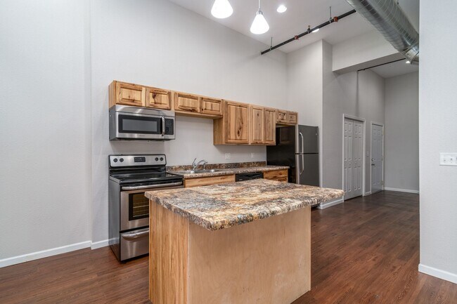 308 Demers Ave in Grand Forks, ND - Building Photo - Building Photo