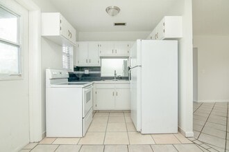 520 Gamewell Ave in Maitland, FL - Building Photo - Building Photo