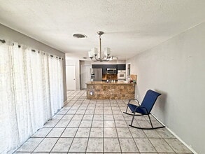 4230 Havenview Dr in San Antonio, TX - Building Photo - Building Photo