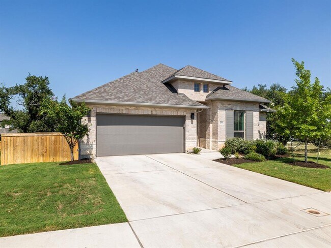 109 Amber Oak Ln in Andice, TX - Building Photo - Building Photo