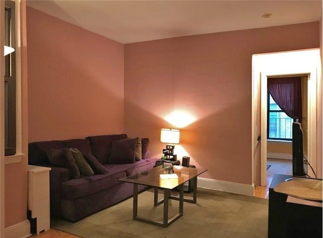 211 E 88th St-Unit -#C5 in New York, NY - Building Photo - Building Photo