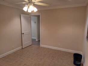 1900 SW 23rd St, Unit 1900 in Fort Lauderdale, FL - Foto de edificio - Building Photo