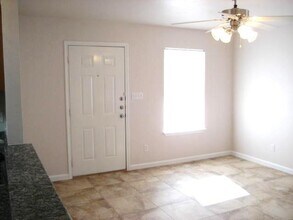 717 Claremont Pkwy in Marble Falls, TX - Building Photo - Building Photo