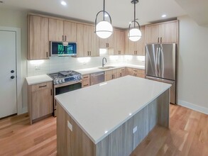 4855 N Seeley Ave, Unit 2 in Chicago, IL - Building Photo - Building Photo