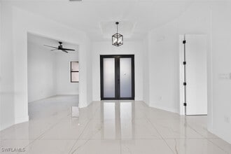 1609 Nelson Rd N in Cape Coral, FL - Building Photo - Building Photo