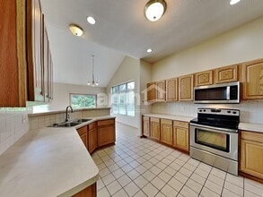 160 Whittington Pl in Pataskala, OH - Building Photo - Building Photo