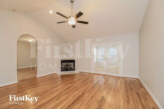 125 Meghan Elizabeth Ln in Winston-Salem, NC - Building Photo - Building Photo