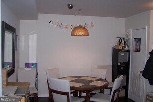 1029 N Stuart St in Arlington, VA - Building Photo