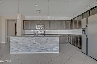 22653 E Desert Spoon Dr in Queen Creek, AZ - Building Photo - Building Photo