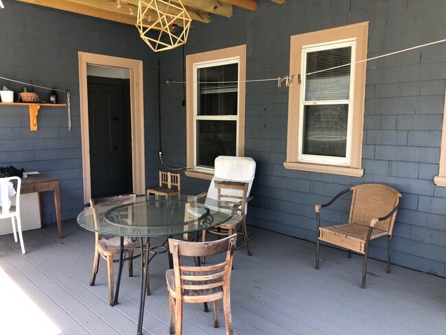 270 Broadway, Unit 3