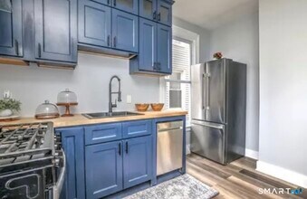 6 Gilbert Ave in New Haven, CT - Building Photo - Building Photo