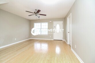 143 Lyndhurst Dr in La Vergne, TN - Building Photo - Building Photo