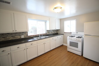 4821 Fenton St in Denver, CO - Building Photo - Building Photo