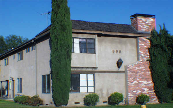 656 Lemar Park Dr in Glendora, CA - Building Photo