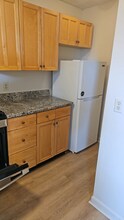 10 East St in Cranston, RI - Building Photo - Building Photo