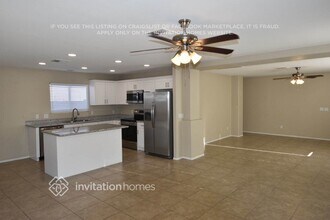 3215 W Salter Dr in Phoenix, AZ - Foto de edificio - Building Photo