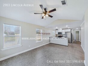 2903 Lincoln Ave in North Little Rock, AR - Building Photo - Building Photo